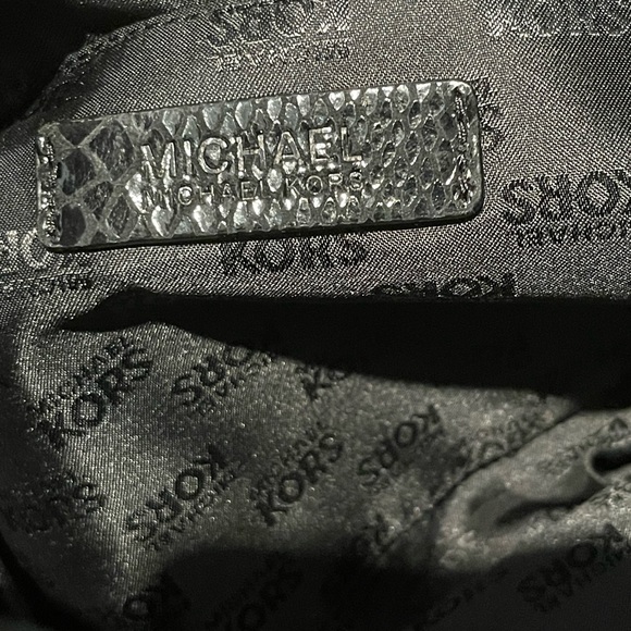 Michael Kors Bag - Picture 5 of 8